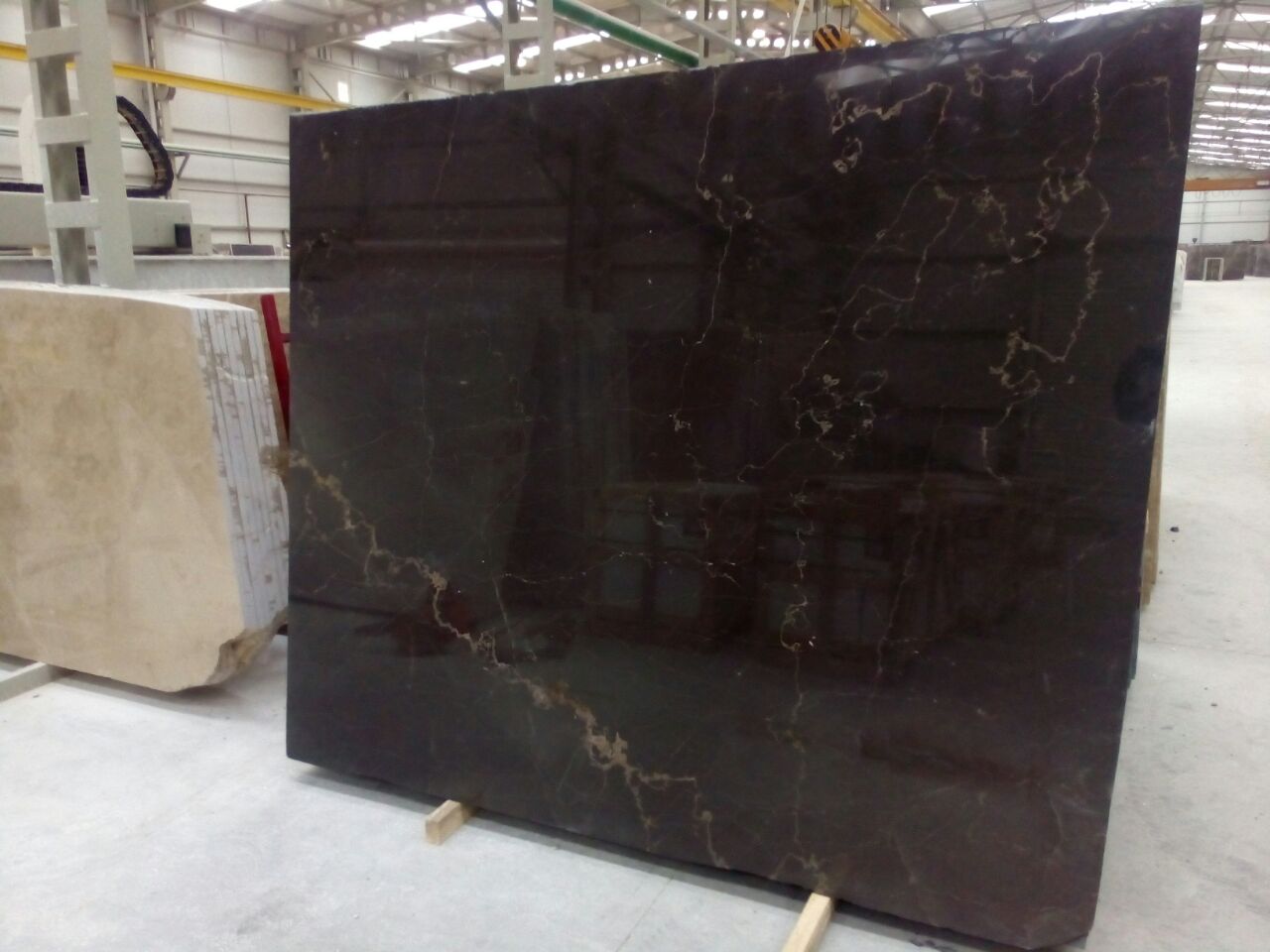Bursa Olive Maron Marble